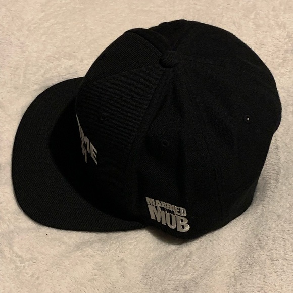 Married to the Mob Supreme B**** Flatbill hat - Picture 2 of 6
